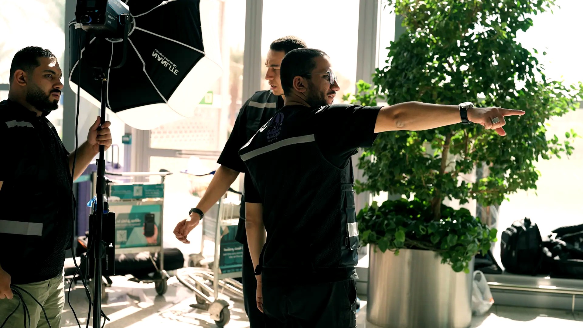 Anas Elbarbary producing a shoot on location in Riyadh